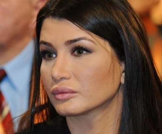 EBA: 2 ani de puscărie pentru batjocorirea Armatei Române
