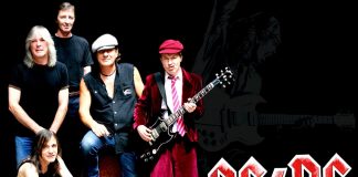 Back in Black, Back in Romania