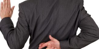 Industria minciunilor