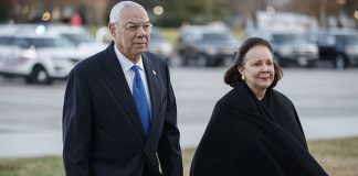 Colin Powell, primul secretar de stat de culoare din istoria SUA