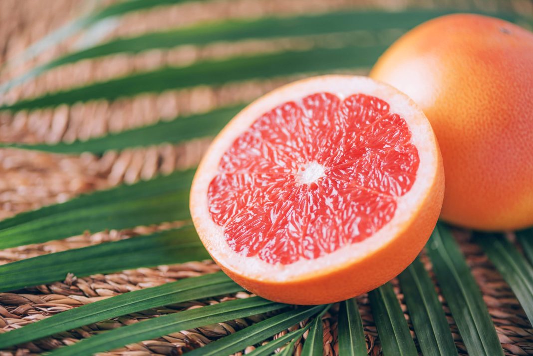 consumul-de-grapefruit-te-ajuta-sa-slabesti.jpg