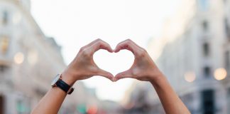 15 cele mai frumoase citate romantice despre dragoste