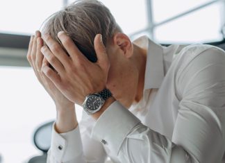 Cum stresul afectează libidoul la bărbați: schimbări hormonale și sfaturi practice pentru recuperare